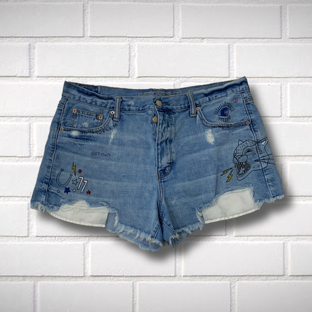 American eagle jean shorts size 16 US Ripped jean shorts